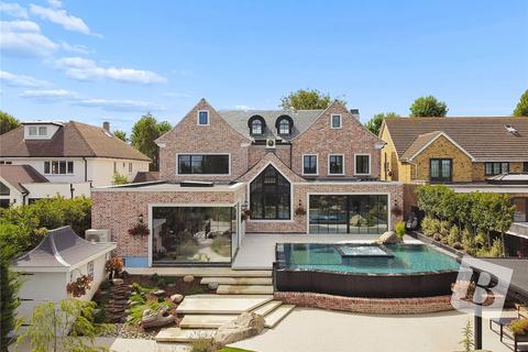 5 bedroom detached house for sale, Park Avenue, Hutton, Brentwood, Essex, CM13