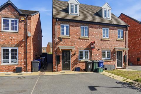 3 bedroom semi-detached house for sale, Fairlands Grove, Auckley, Doncaster, DN9