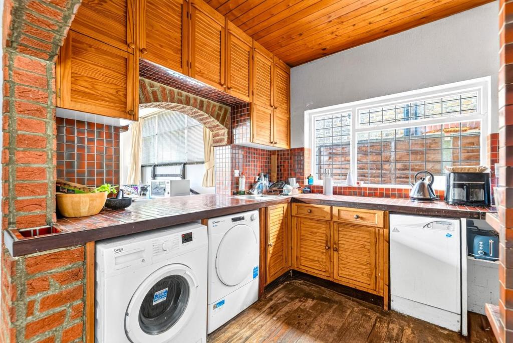 Utility room, utility