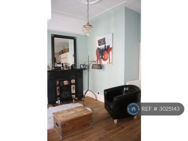Apartment in London - View 3