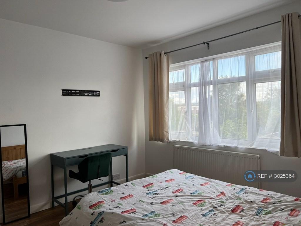 House in London - View 3