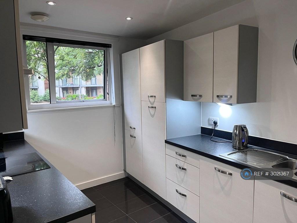 Apartment in London - View 5
