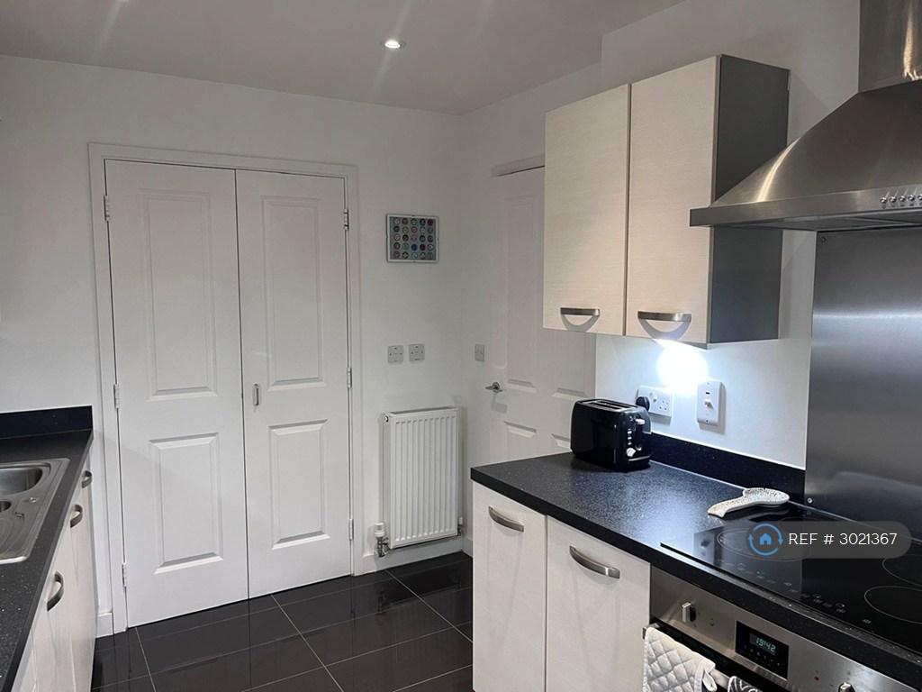 Apartment in London - More