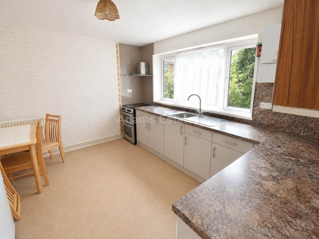 Apartment in Reading - View 2