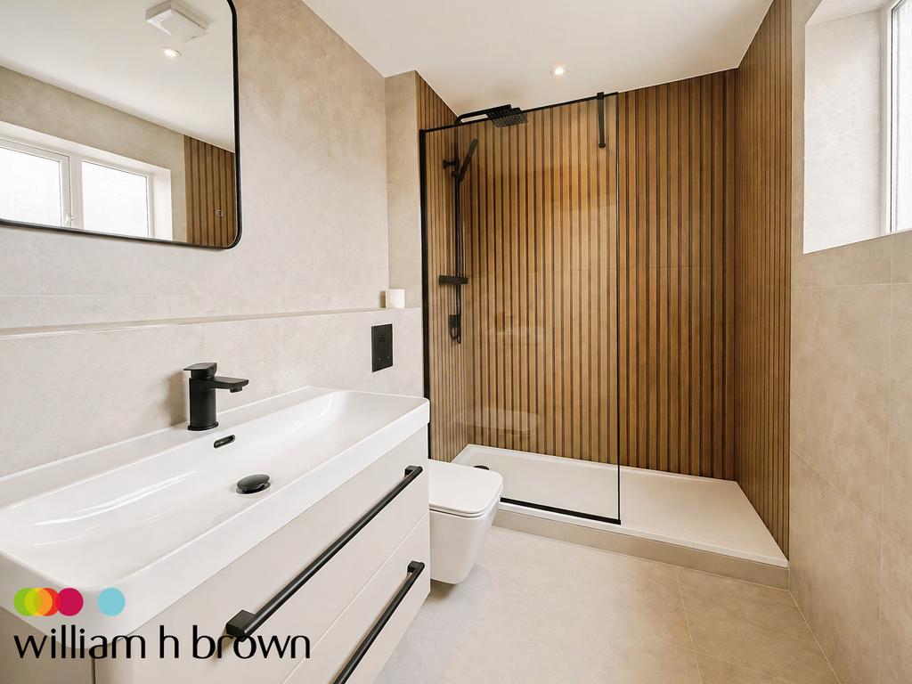 Apartment in ROMFORD - View 5