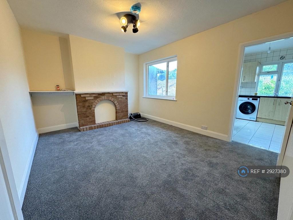 Apartment in Stanmore - View 3