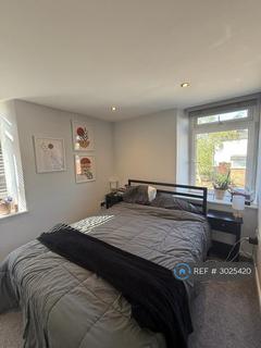 2 bedroom terraced house to rent, Howard Street, Oxford, OX4