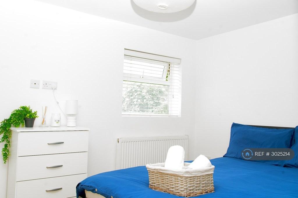 Apartment in London - View 5