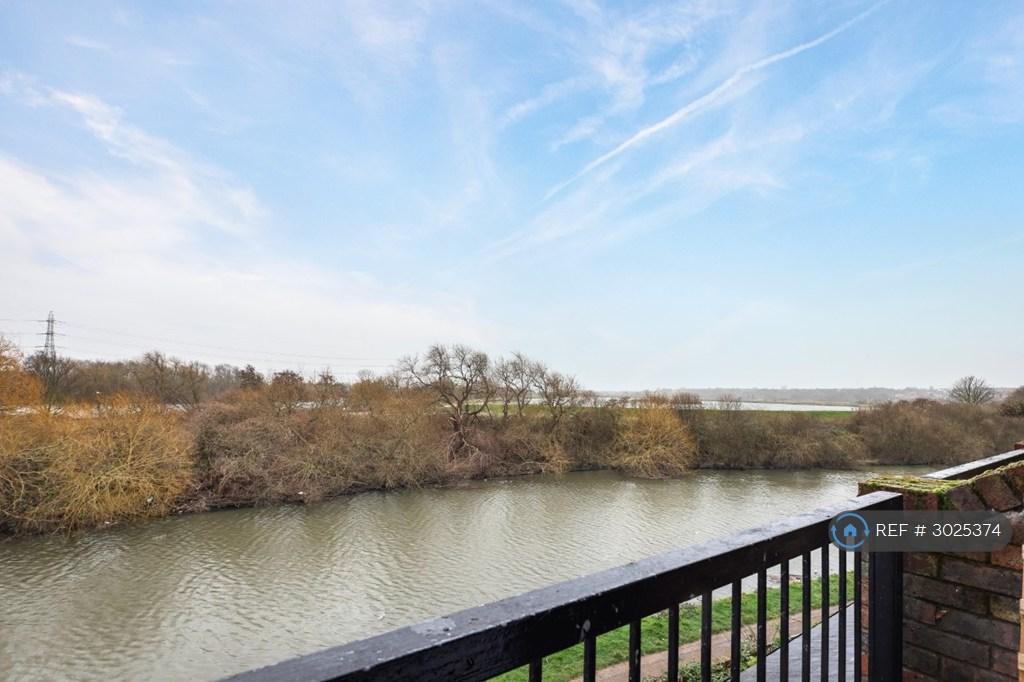 Apartment in London - View 3