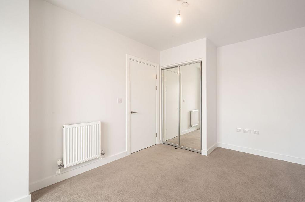 Apartment in London - View 2