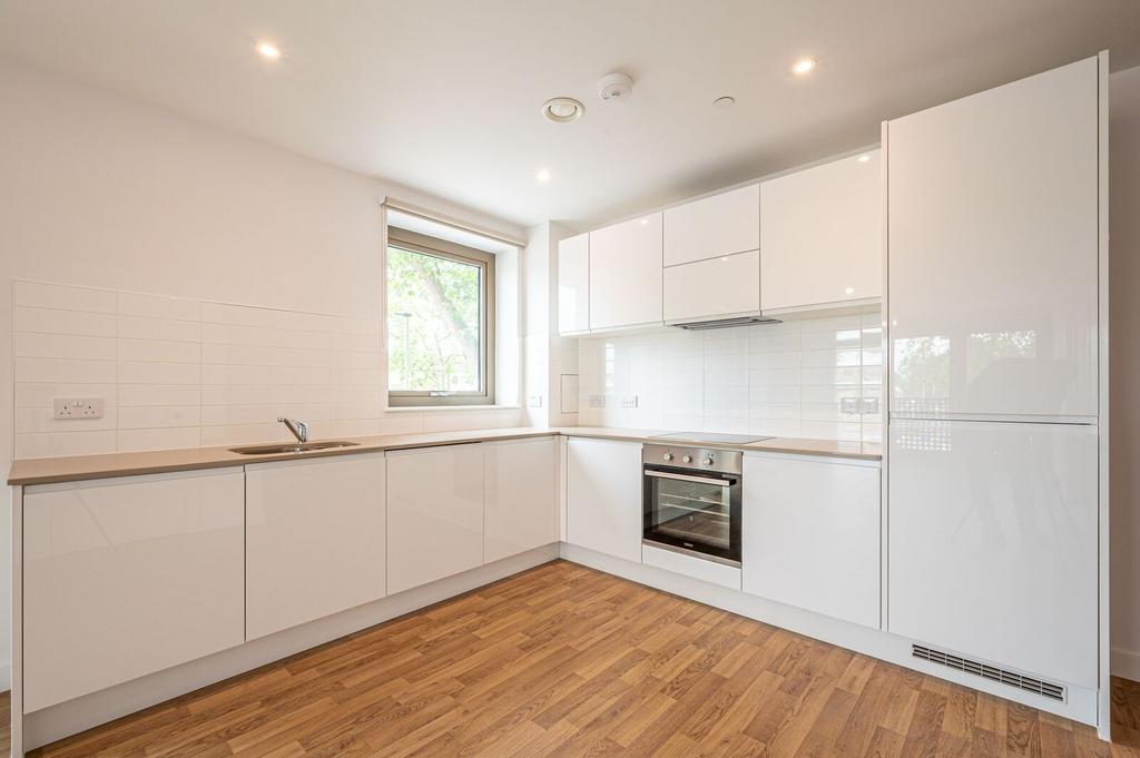 Apartment in London - View 4