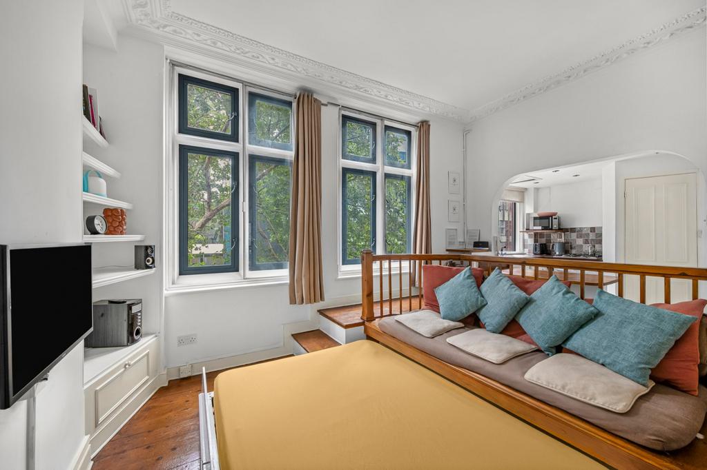 Apartment in London - View 2