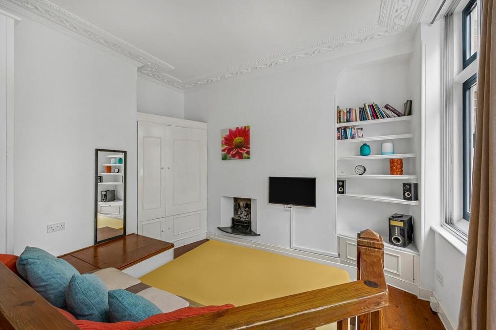 Apartment in London - View 3