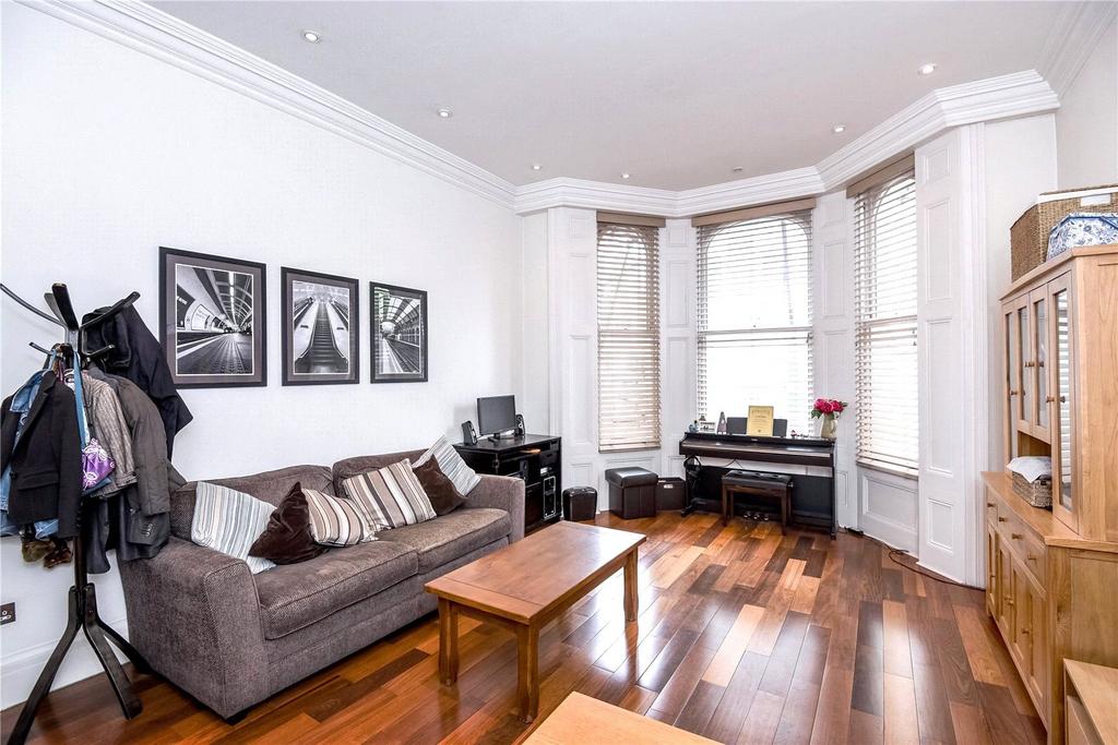 Apartment in Campden Hill - View 4