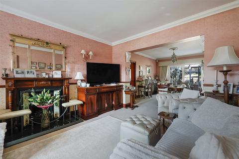 5 bedroom detached house for sale, Downs Way, Tadworth, Surrey, KT20