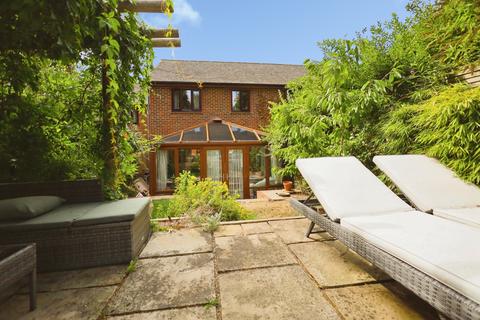 3 bedroom semi-detached house for sale, Wheatsheaf Gardens, Lewes, East Sussex, BN7