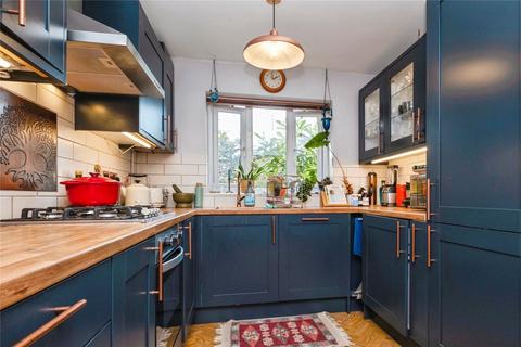 3 bedroom semi-detached house for sale, Wheatsheaf Gardens, Lewes, East Sussex, BN7