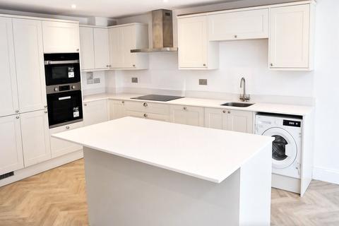 undefined, Waverley Road, Weybridge, Surrey, KT13