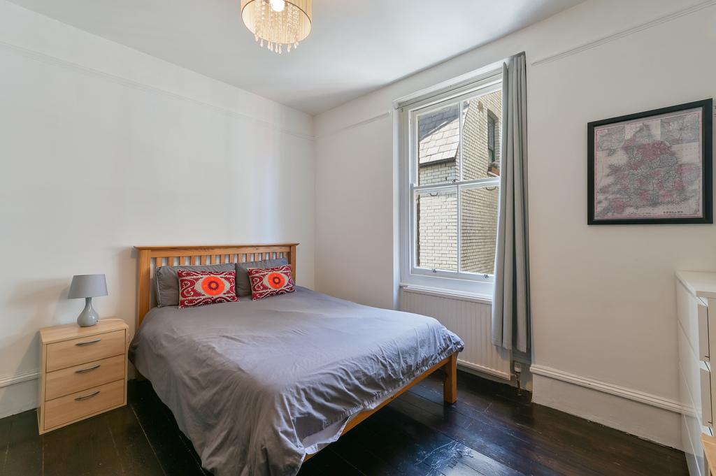 Apartment in London - View 5