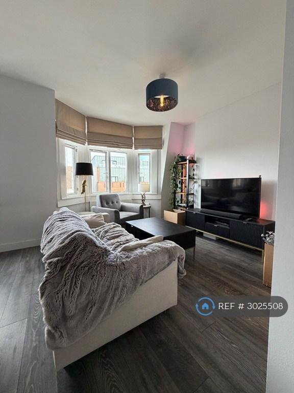 Apartment in London - View 2