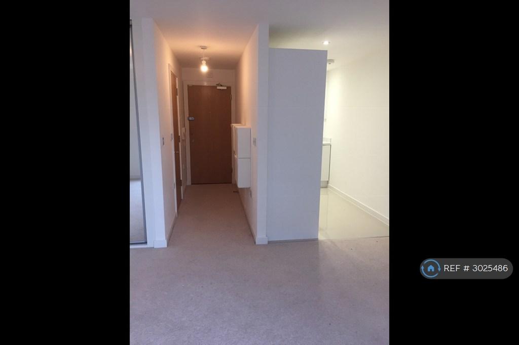 Apartment in Cardiff - View 4