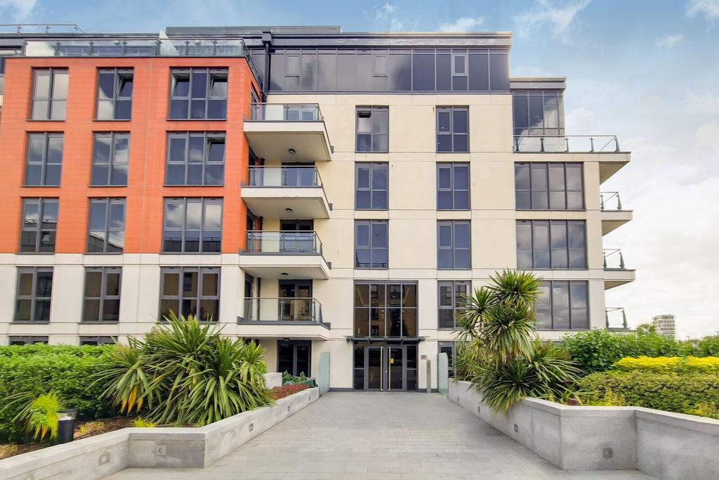 Apartment in London - More