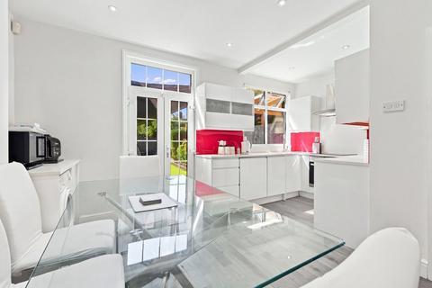 3 bedroom end of terrace house for sale, North Countess Road, London E17