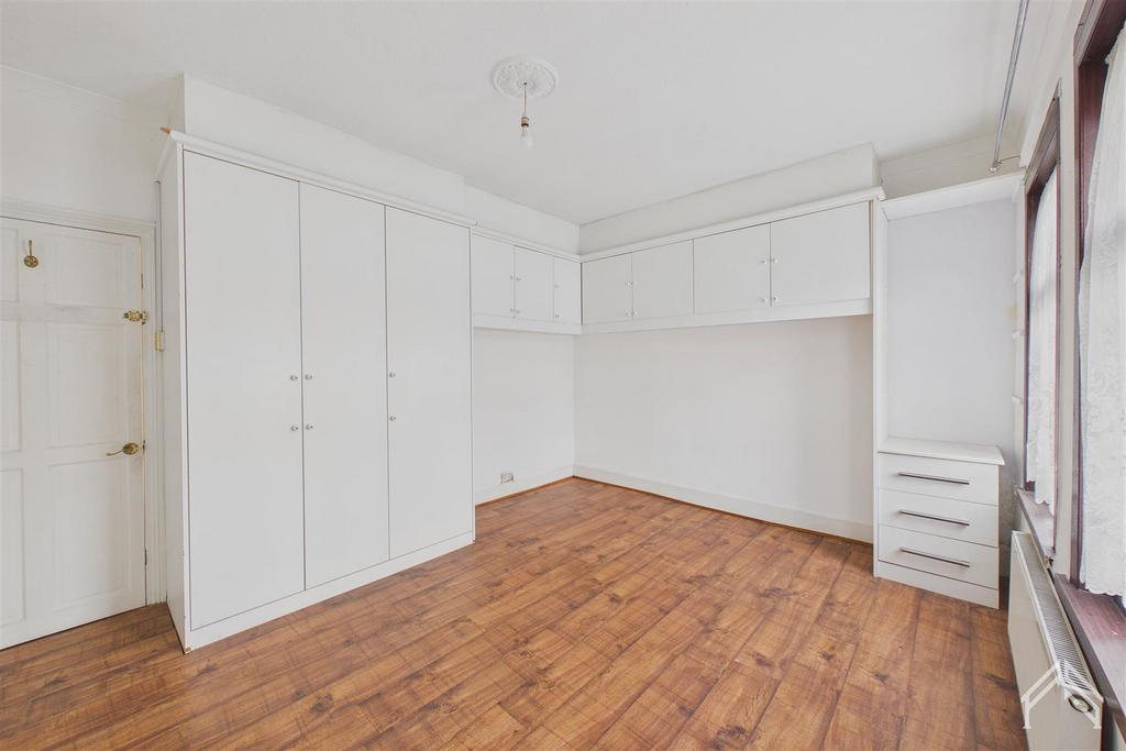 House in London - View 5