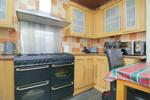 3 bedroom terraced house for sale, Orleans Street, Off Halifax Road, Bradford, BD6