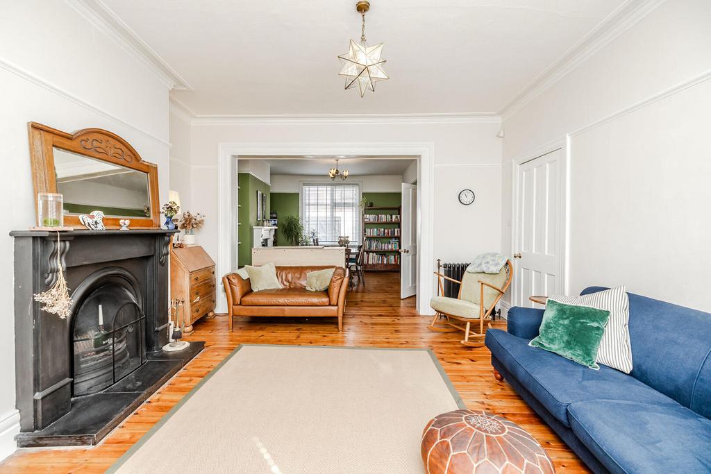 House in Newcastle Upon Tyne - View 2