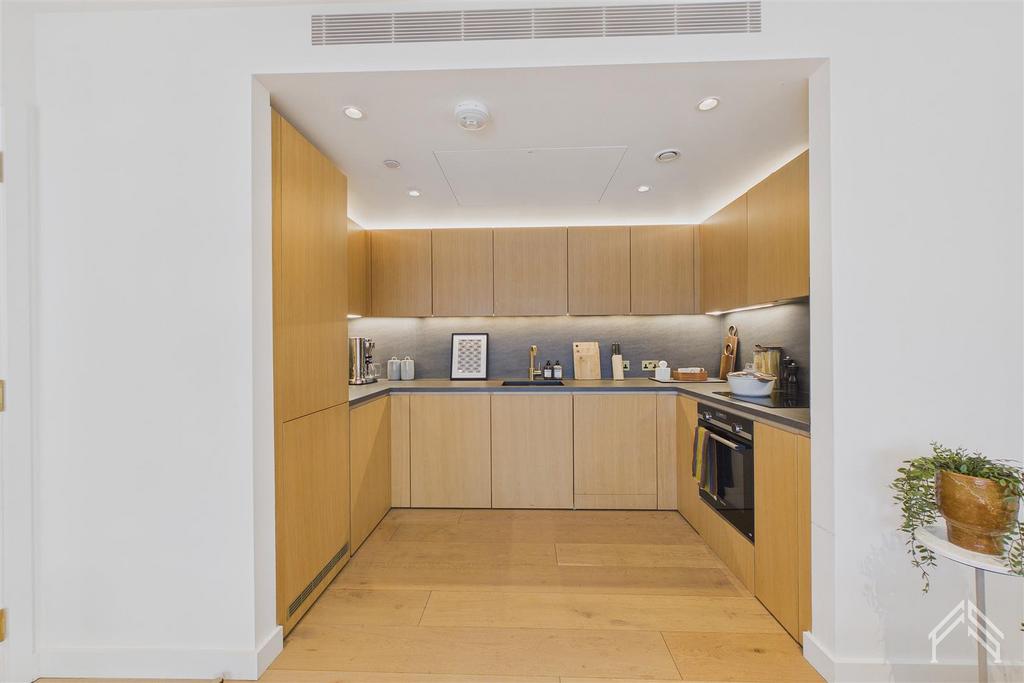 Apartment in London - View 2