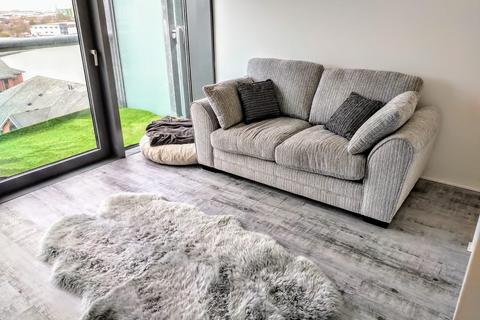 Studio to rent, Clippers Quay, Salford Quays, Salford, M50
