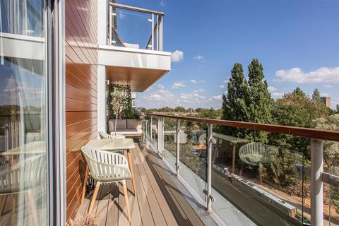 2 bedroom flat for sale, Victoria Wharf, Bethnal Green, E2