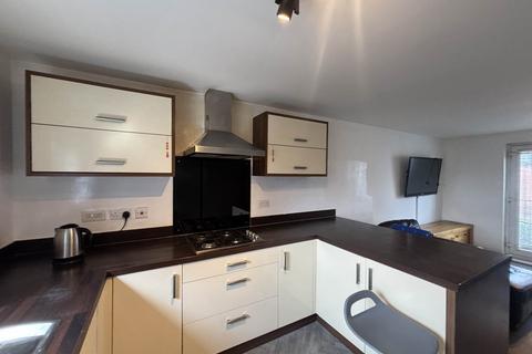 2 bedroom apartment for sale, Fields New Road, Chadderton