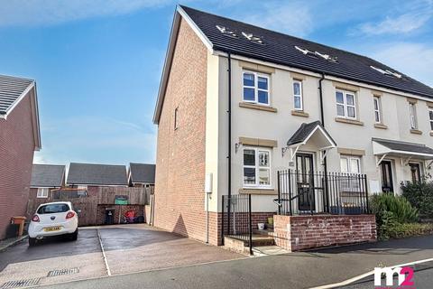 3 bedroom end of terrace house for sale, Bretherton Way, Abergavenny NP7
