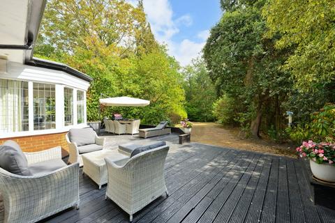 undefined, East Road, St George's Hill, Weybridge, Surrey, KT13