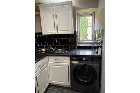 undefined, Oldham Road, Ashton-under-Lyne, OL7