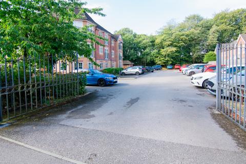 2 bedroom apartment for sale, 10, Belgravia Court, Hartford, CW8