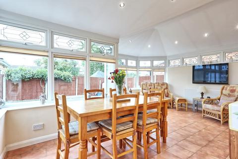 4 bedroom detached house for sale, Tudor Way, Wickford, Essex, SS12