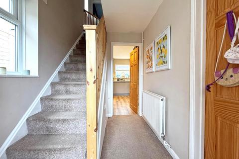 3 bedroom semi-detached house for sale, Connynger Crescent, Monkmoor, Shrewsbury
