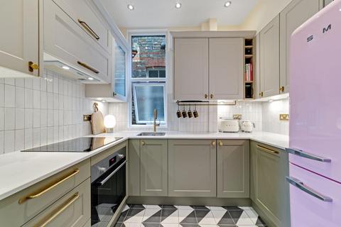 2 bedroom flat for sale, Charleville Circus, Sydenham, London