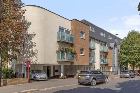 2 bedroom flat for sale, Trewsbury Road, Sydenham, London