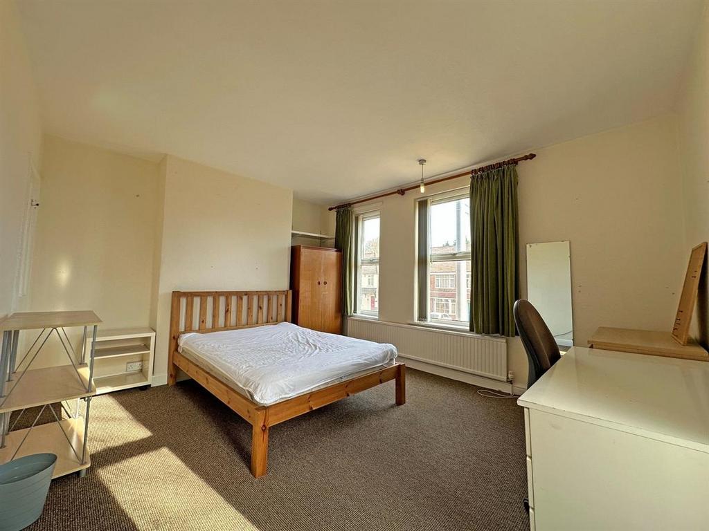 House in Nottingham - View 3