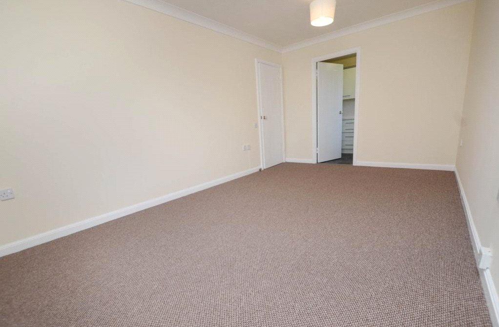 Apartment in Hampshire - View 3