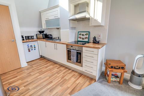 2 bedroom apartment for sale, Salisbury Close, Crewe CW2
