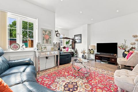 3 bedroom semi-detached house for sale, Whittle Road, Basildon SS14