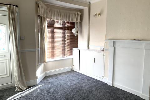 3 bedroom house to rent, Dora Street, Walsall