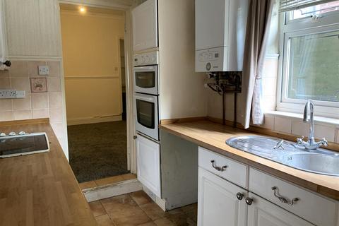3 bedroom house to rent, Dora Street, Walsall