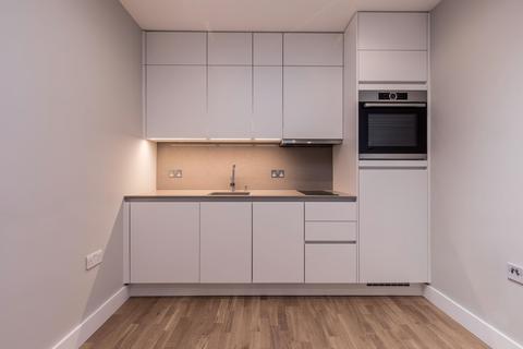 Studio to rent, at London, Belsize Lane NW3