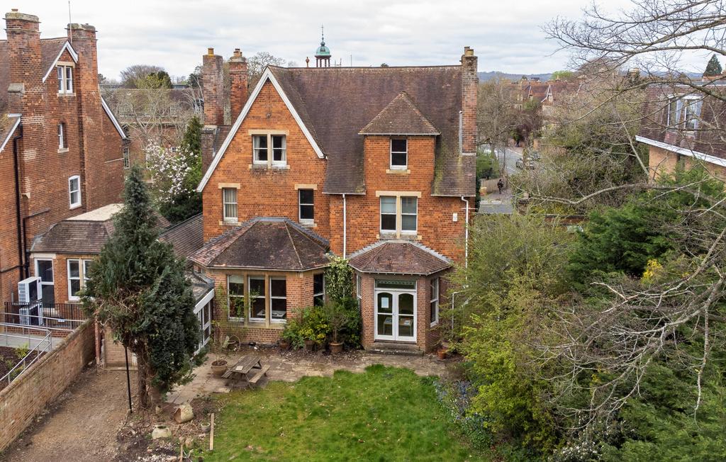 House in Oxford - View 2